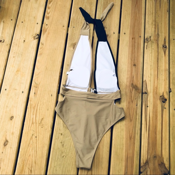 NWT cut out swimsuit Camel & black cut out halter bikini gold square buckle M - Picture 5 of 16